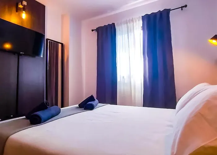 Relaxing Friendly *